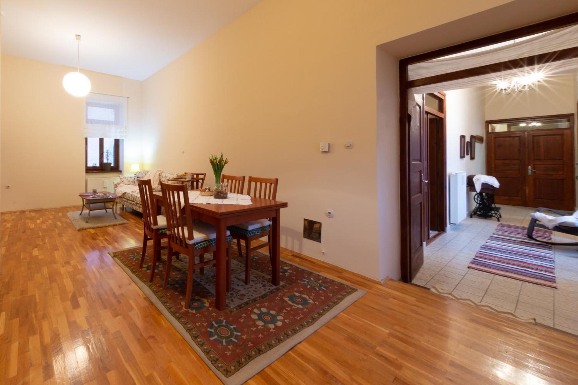 Apartments Paradiso Otocac Bilik gambar